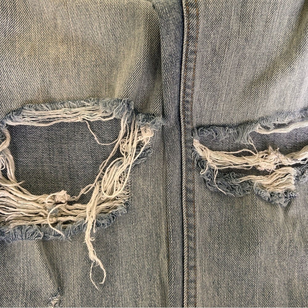 BDG Urban Outfitters Light Blue Wash Size W29 Jeans Denim Distressed Ripped - Picture 12 of 13